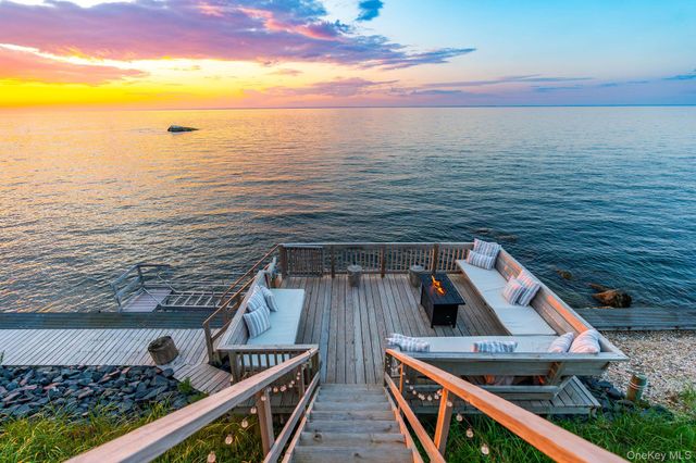21515 Soundview Avenue, Southold, NY 11971