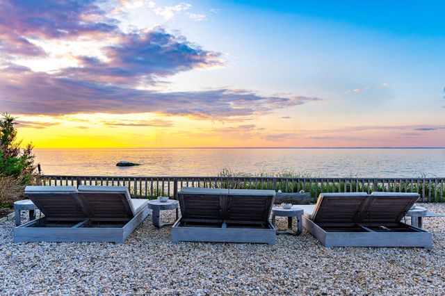 21515 Soundview Avenue, Southold, NY 11971
