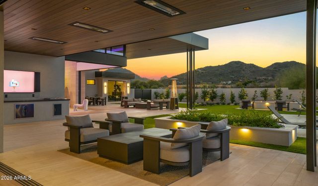 6824 E HUMMINGBIRD Lane, Paradise Valley, AZ 85253