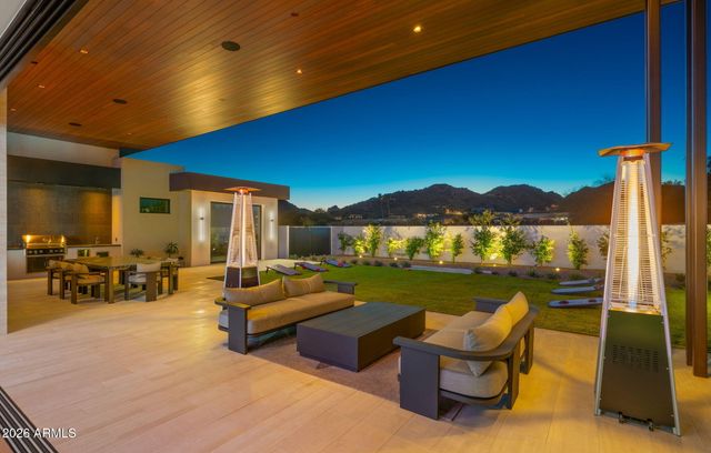 6824 E HUMMINGBIRD Lane, Paradise Valley, AZ 85253