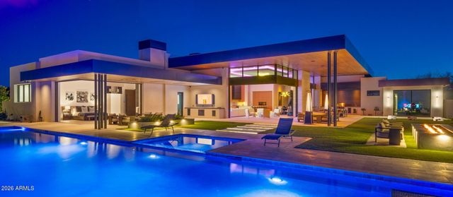 6824 E HUMMINGBIRD Lane, Paradise Valley, AZ 85253