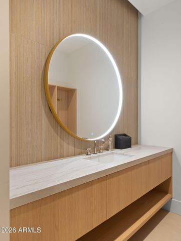 6824 E HUMMINGBIRD Lane, Paradise Valley, AZ 85253