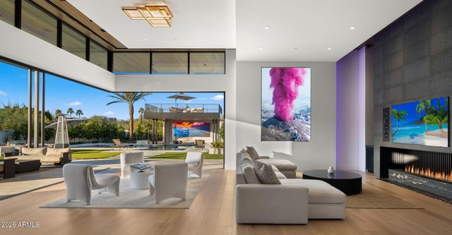 6824 E HUMMINGBIRD Lane, Paradise Valley, AZ 85253