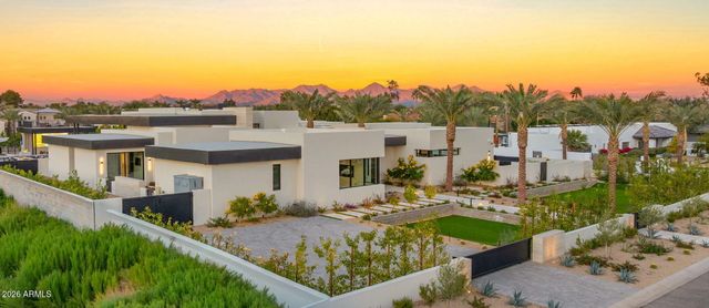 6824 E HUMMINGBIRD Lane, Paradise Valley, AZ 85253