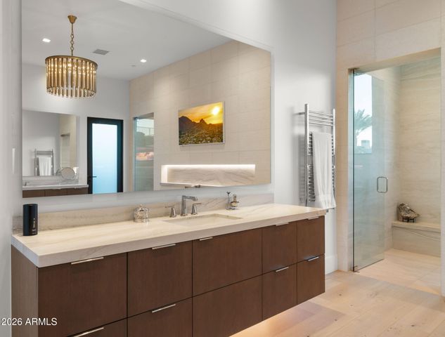 6824 E HUMMINGBIRD Lane, Paradise Valley, AZ 85253