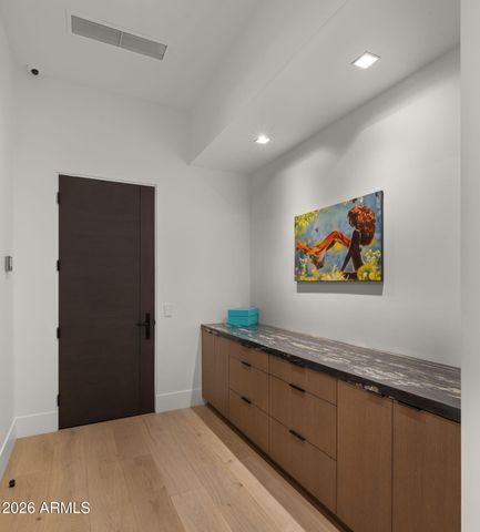 6824 E HUMMINGBIRD Lane, Paradise Valley, AZ 85253