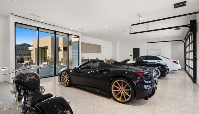 6824 E HUMMINGBIRD Lane, Paradise Valley, AZ 85253