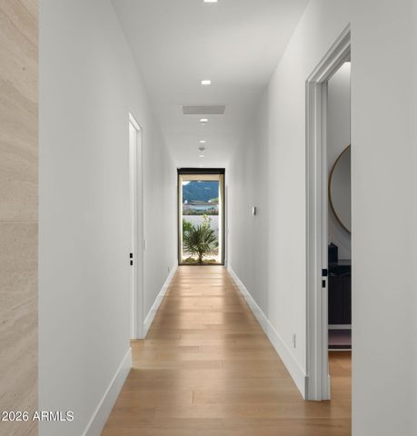 6824 E HUMMINGBIRD Lane, Paradise Valley, AZ 85253