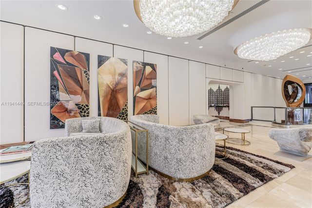 1800 NE 114th street 1004, Miami, FL 33181