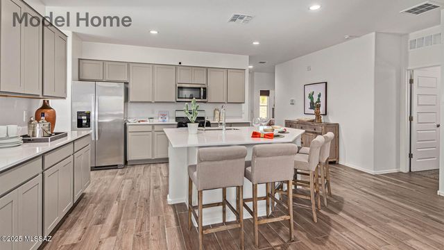 13573 N Nicholas Court, Marana, AZ 85653