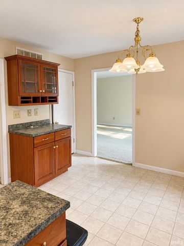 2922 N Ramble Rd W Road, Bloomington, IN 47408