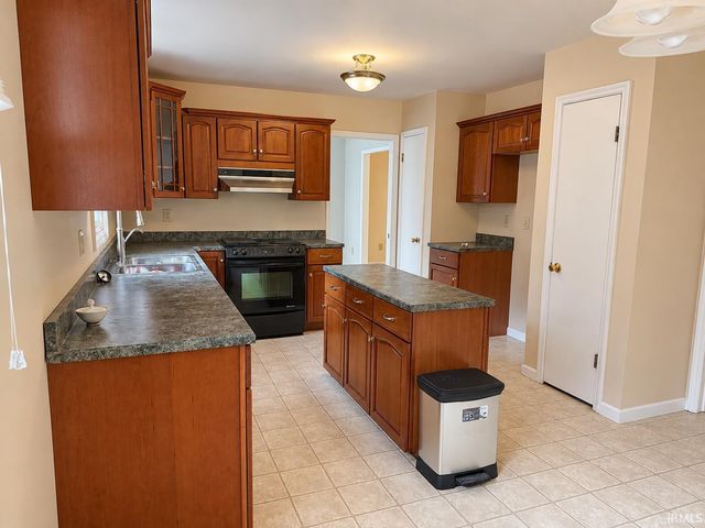 2922 N Ramble Rd W Road, Bloomington, IN 47408