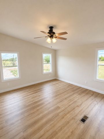 2990 County Road 155, Whitesboro, TX 76273