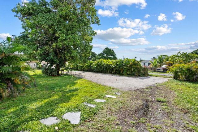 2226-2243 Cleveland Street, Hollywood, FL 33020