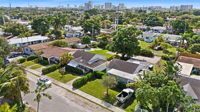 2226-2243 Cleveland Street, Hollywood, FL 33020