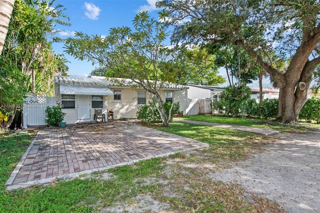 2226-2243 Cleveland Street, Hollywood, FL 33020