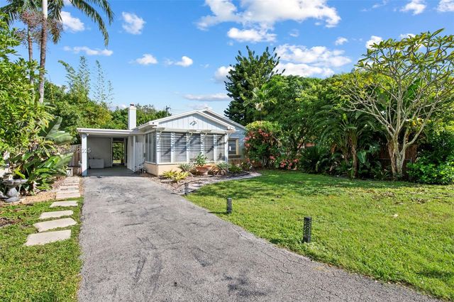 2226-2243 Cleveland Street, Hollywood, FL 33020