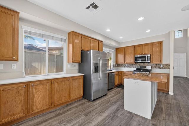 1175 Corte De Cera, Chula Vista, CA 91910