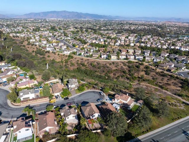 1175 Corte De Cera, Chula Vista, CA 91910