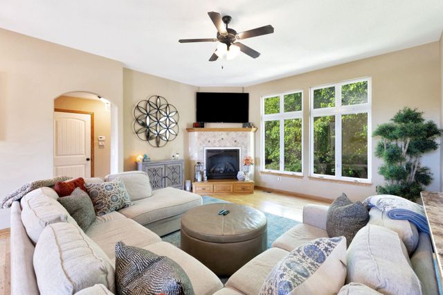 12630 E Zimmerly Ct, Wichita, KS 67207