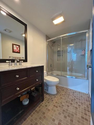 1009 N OCEAN Boulevard N 401, Pompano Beach, FL 33062