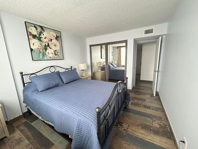 1009 N OCEAN Boulevard N 401, Pompano Beach, FL 33062