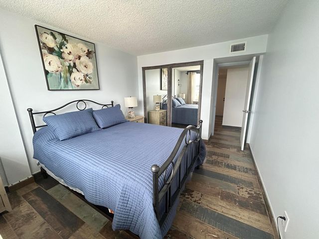 1009 N OCEAN Boulevard N 401, Pompano Beach, FL 33062