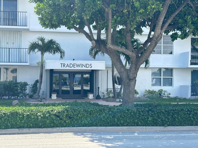 1009 N OCEAN Boulevard N 401, Pompano Beach, FL 33062