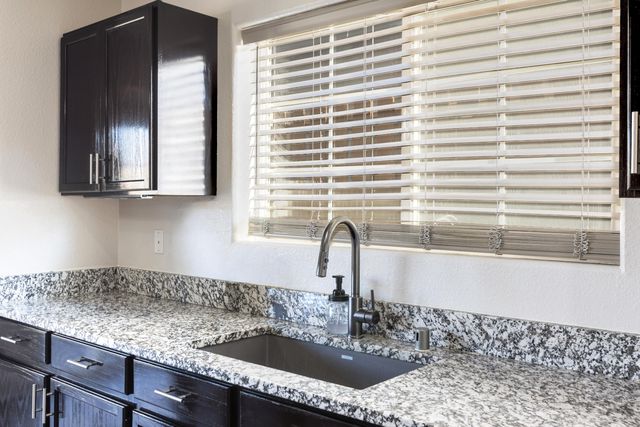 6125 Red Rock NW, Albuquerque, NM 87114