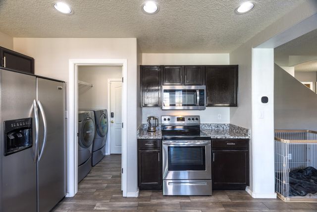 6125 Red Rock NW, Albuquerque, NM 87114