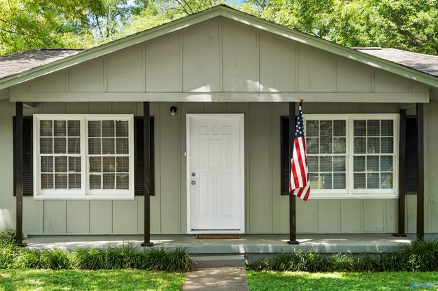 3202 Boswell Drive, Huntsville, AL 35811