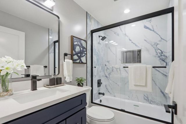 2121 Francis Avenue, Santa Clara, CA 95051