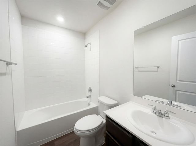 1310 Meadow Creek Drive, Princeton, TX 75407