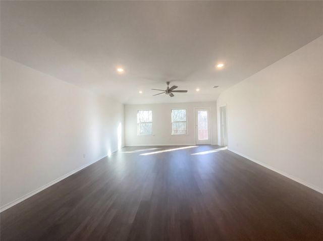 1310 Meadow Creek Drive, Princeton, TX 75407