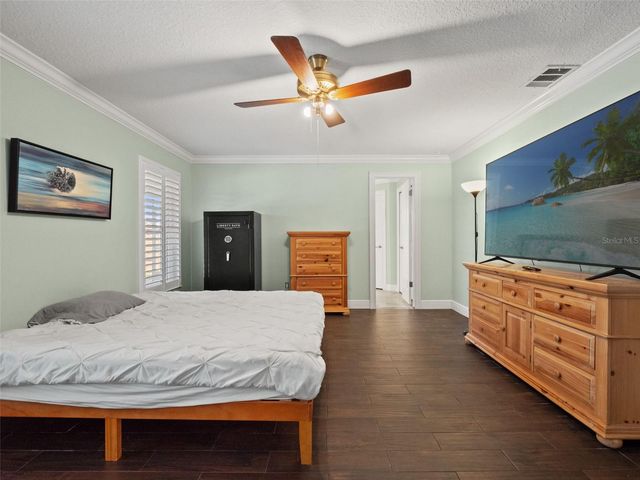 473 LAKESHORE DRIVE, Lake Mary, FL 32746