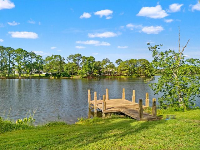 473 LAKESHORE DRIVE, Lake Mary, FL 32746