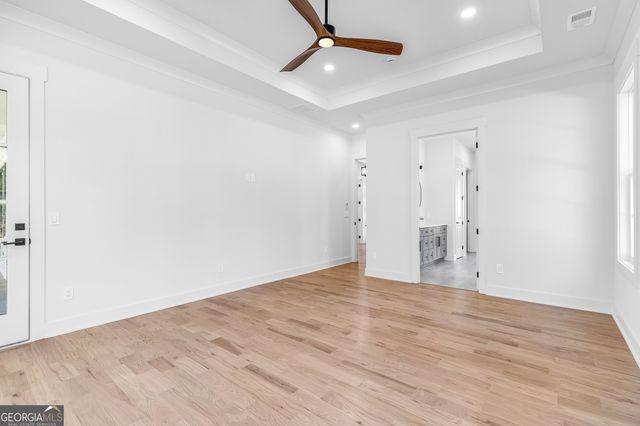 121 Forest Berry Court, Newnan, GA 30265