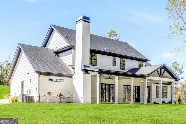121 Forest Berry Court, Newnan, GA 30265