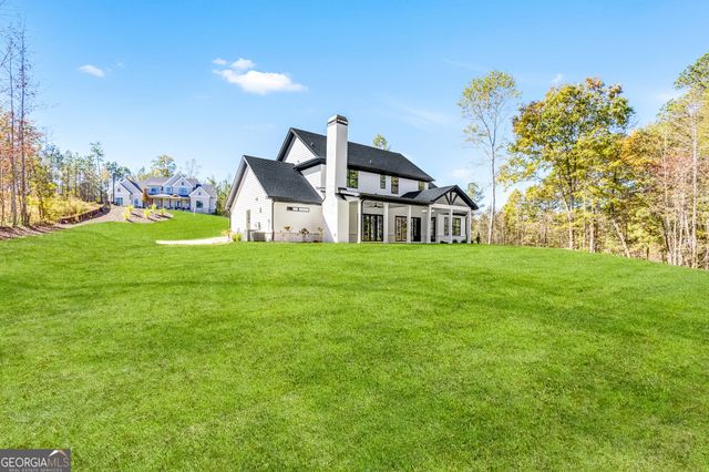 121 Forest Berry Court, Newnan, GA 30265
