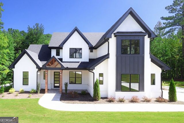 121 Forest Berry Court, Newnan, GA 30265