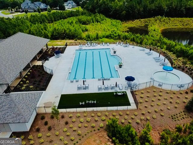 121 Forest Berry Court, Newnan, GA 30265