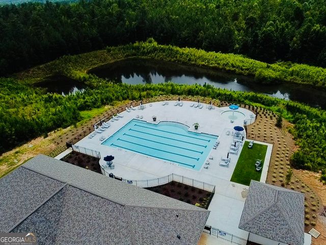 121 Forest Berry Court, Newnan, GA 30265