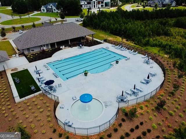 121 Forest Berry Court, Newnan, GA 30265