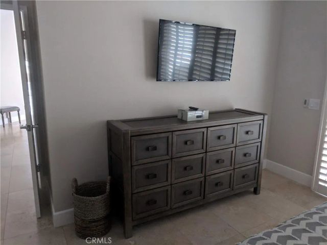43695 Calle Las Brisas West, Palm Desert, CA 92211