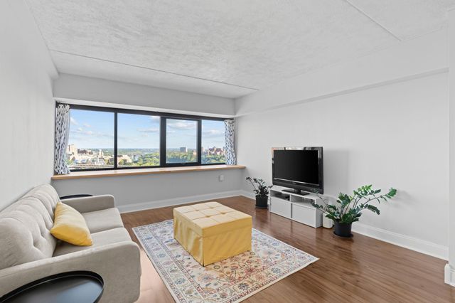 1920 S 1st Street 1508, Minneapolis, MN 55454