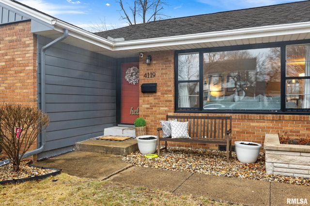 4119 CHELSEA Place, Peoria, IL 61614