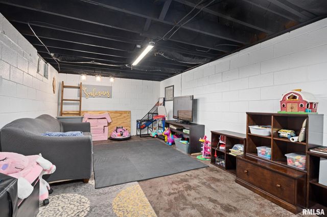 4119 CHELSEA Place, Peoria, IL 61614