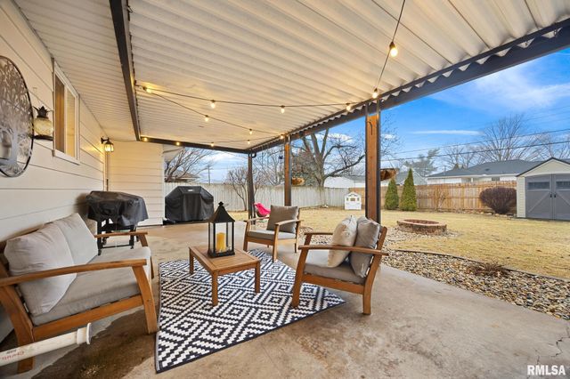 4119 CHELSEA Place, Peoria, IL 61614