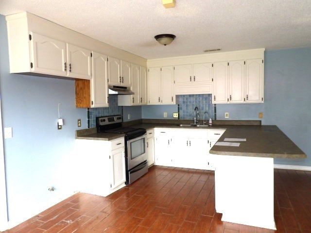 49 Lakeside Drive, Enterprise, AL 36330