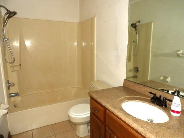 49 Lakeside Drive, Enterprise, AL 36330